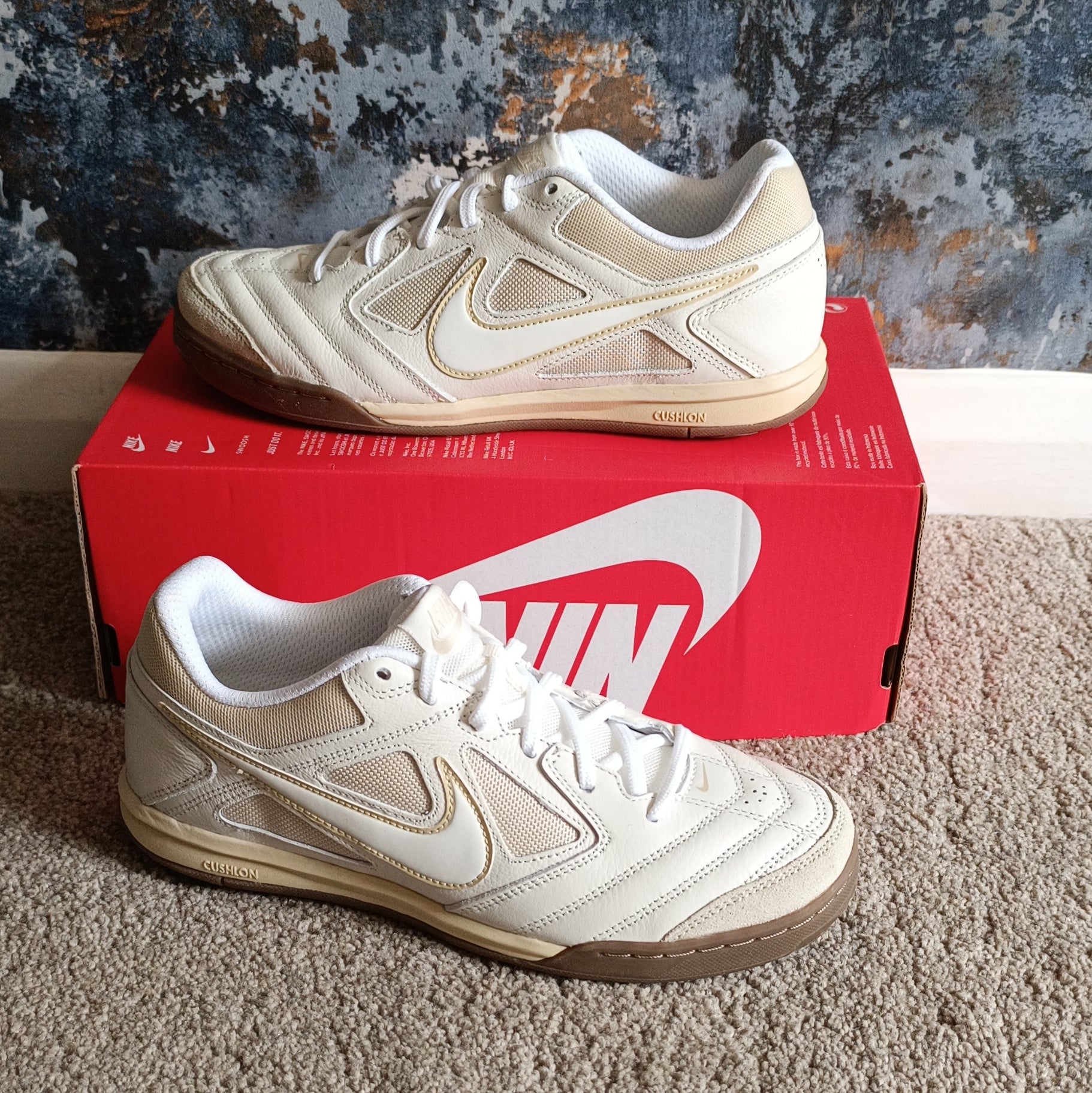 Nike Gato