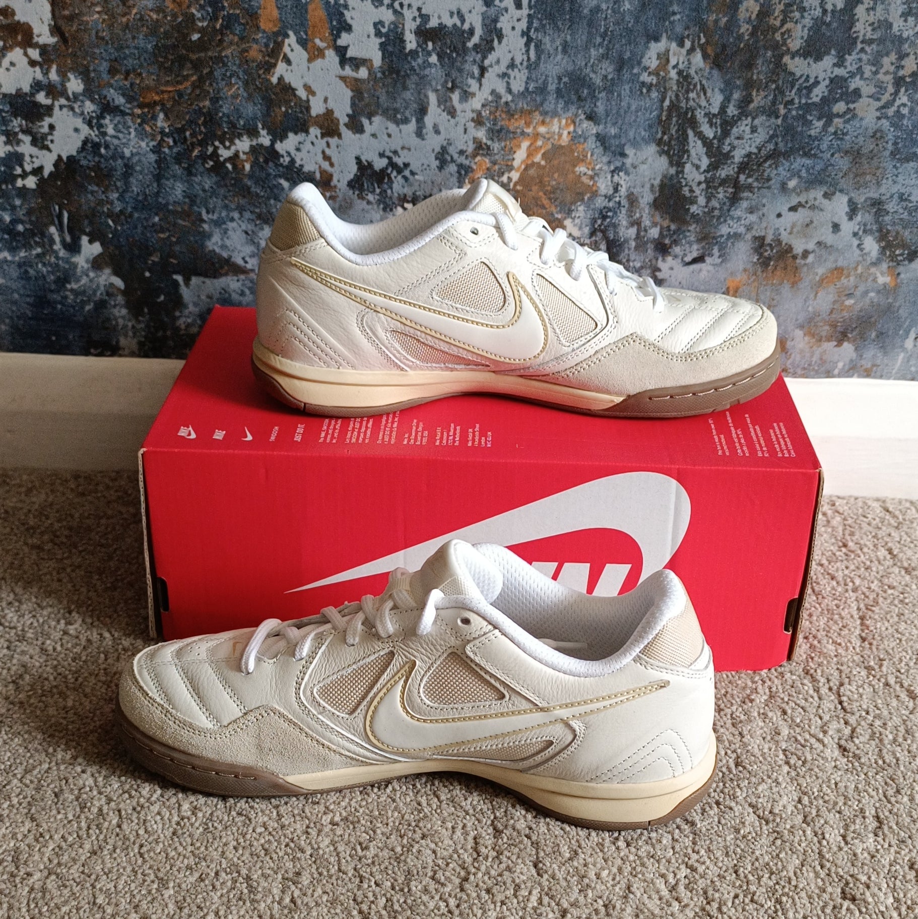 Nike Gato