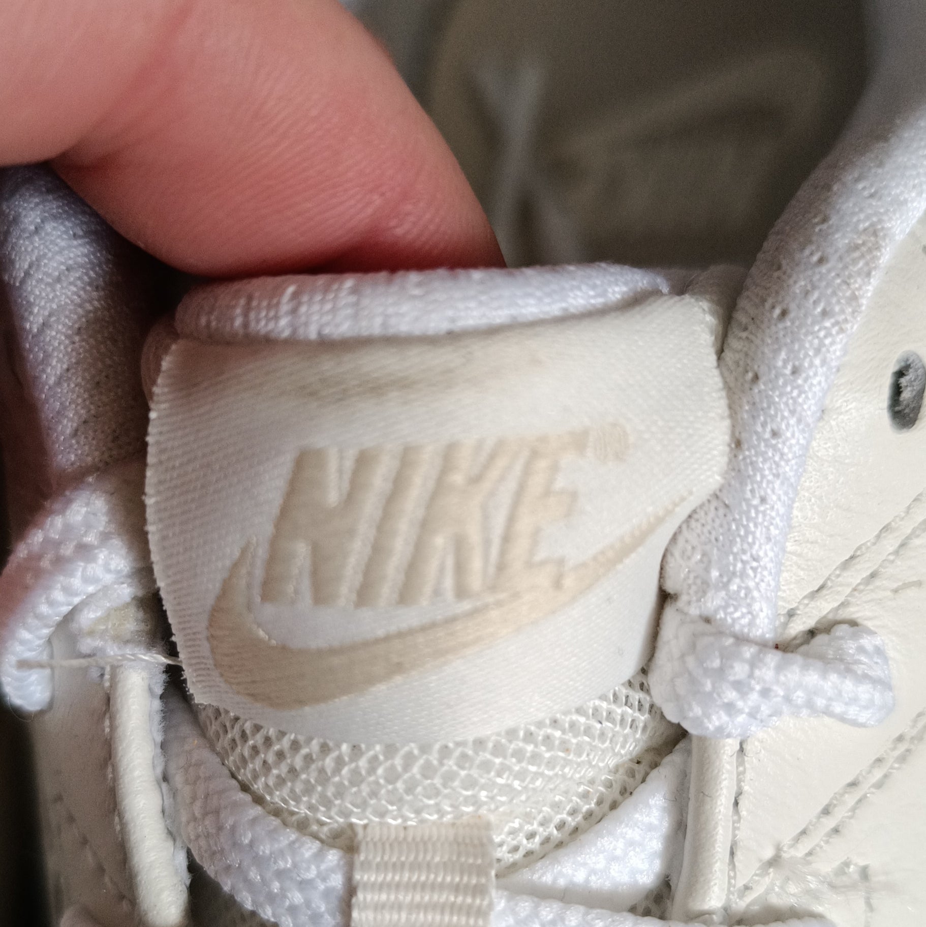 Nike Gato