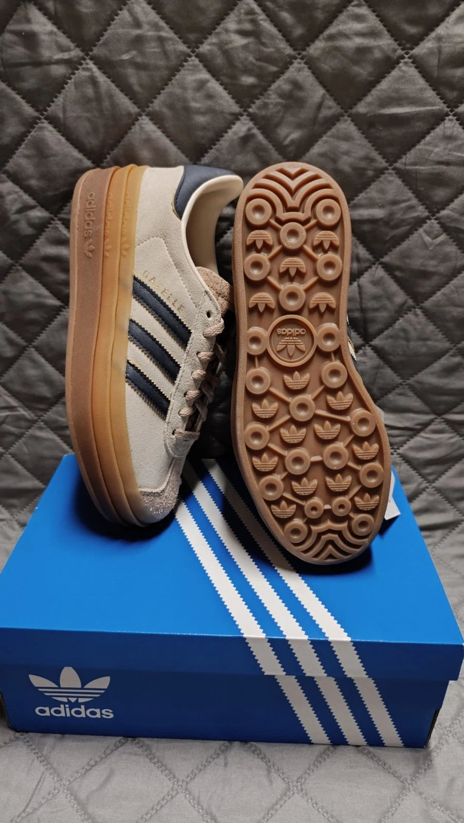 adidas Low Top Suede Trainers Gum Sole UK 4.5