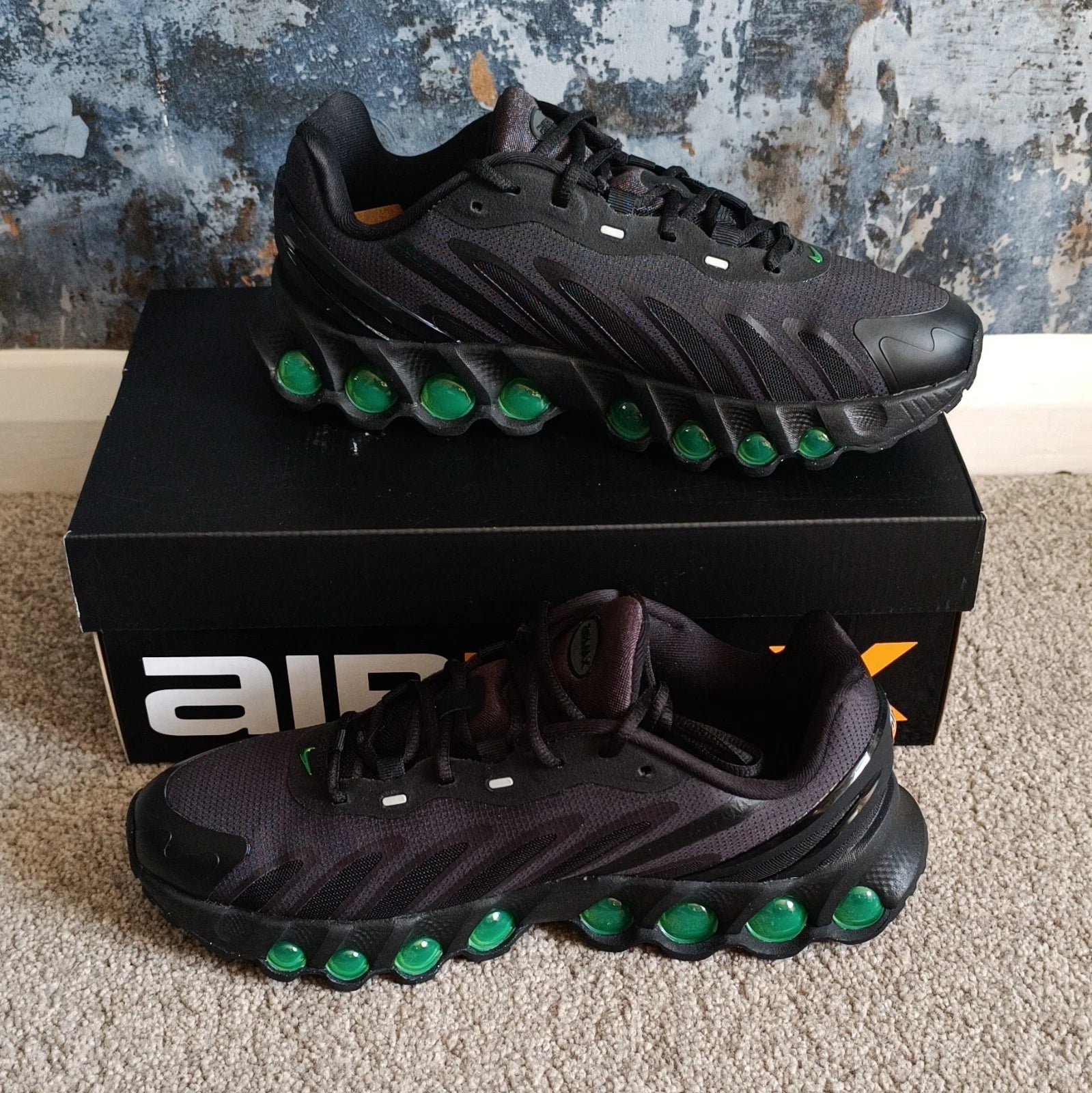 Nike Air Max DN - UK 6