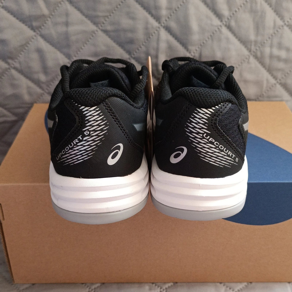 ASICS Upcourt 5