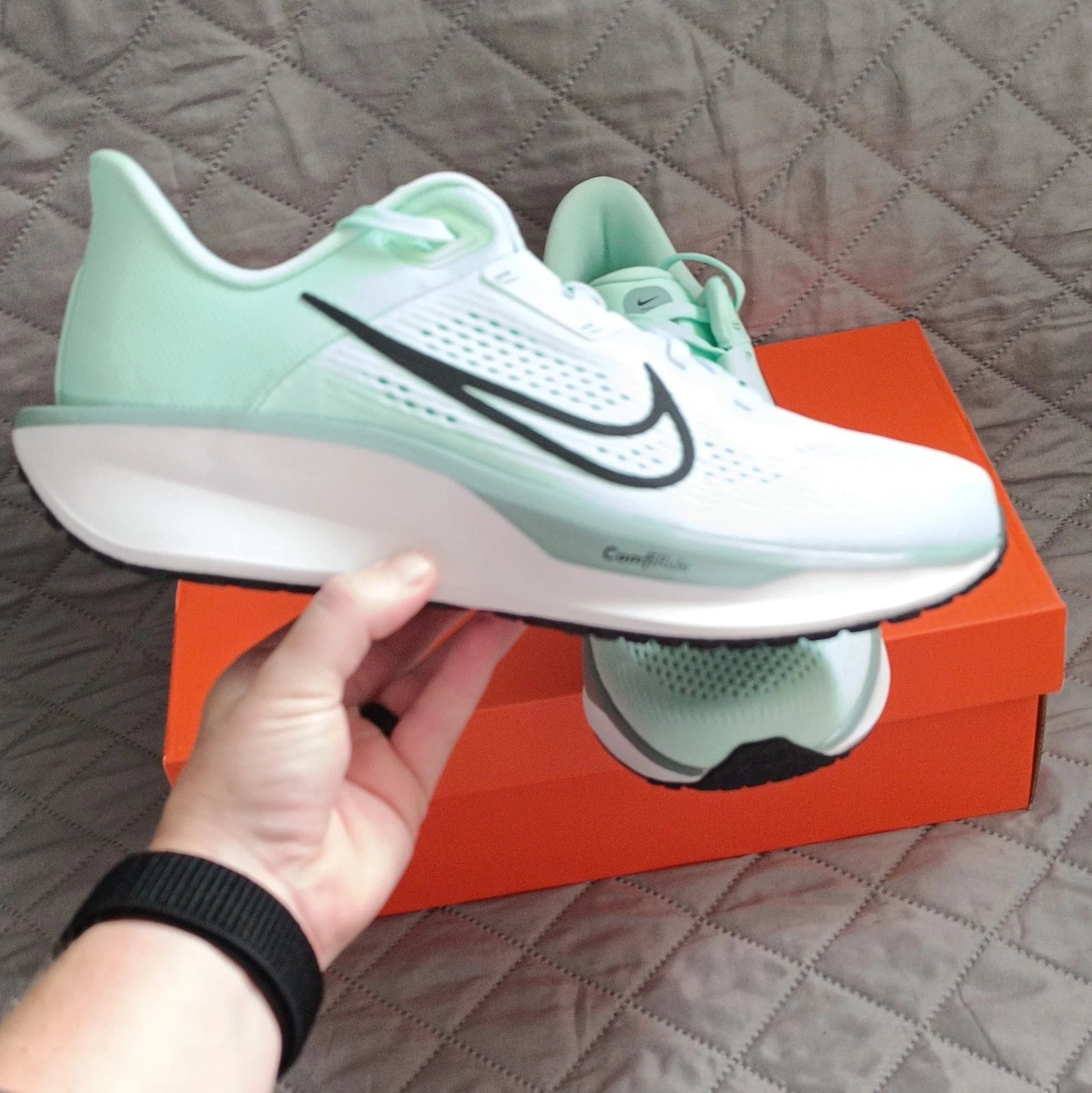 Nike Quest 6