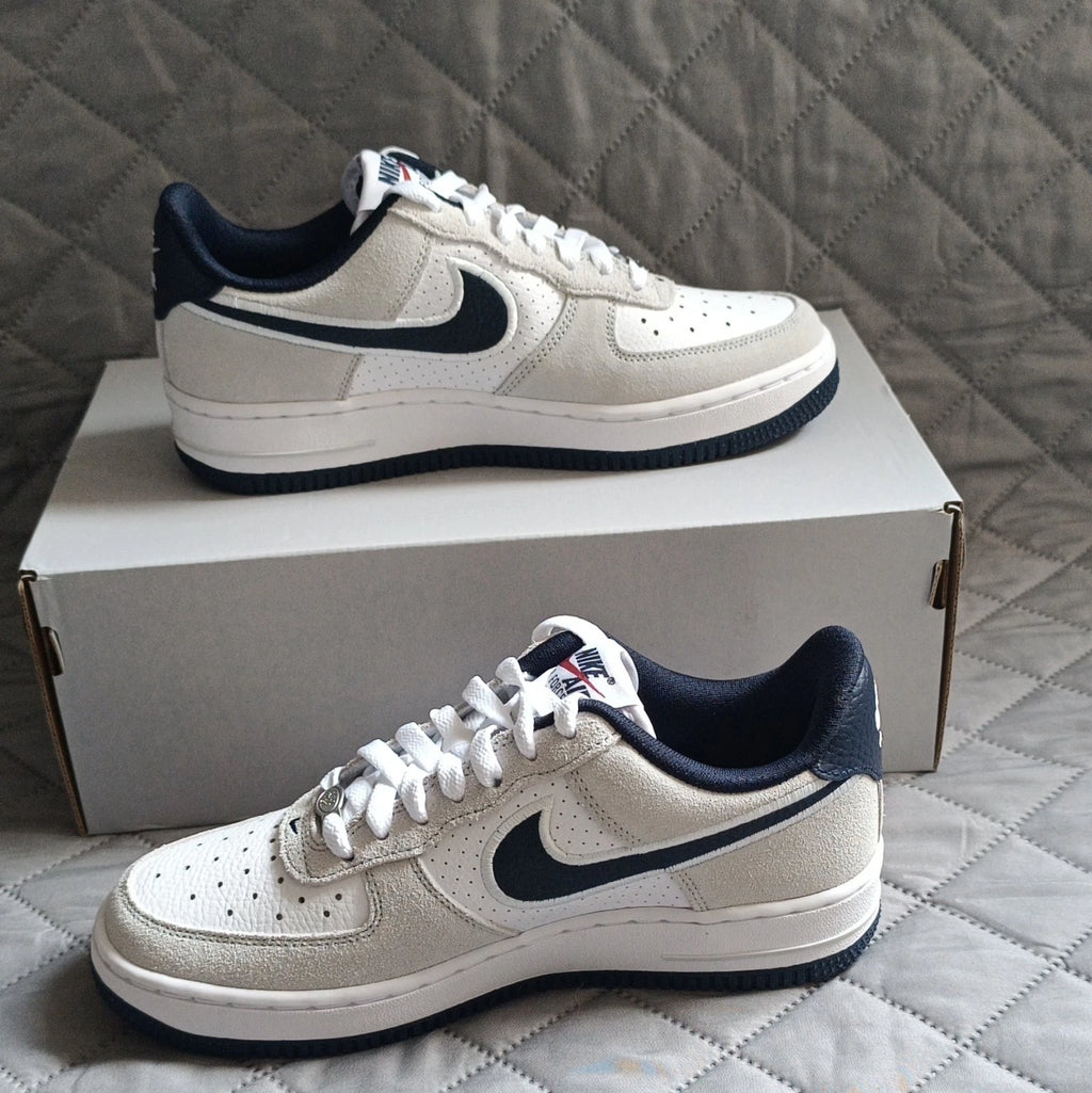 Nike Air Force 1 '07 LV8 Trainers