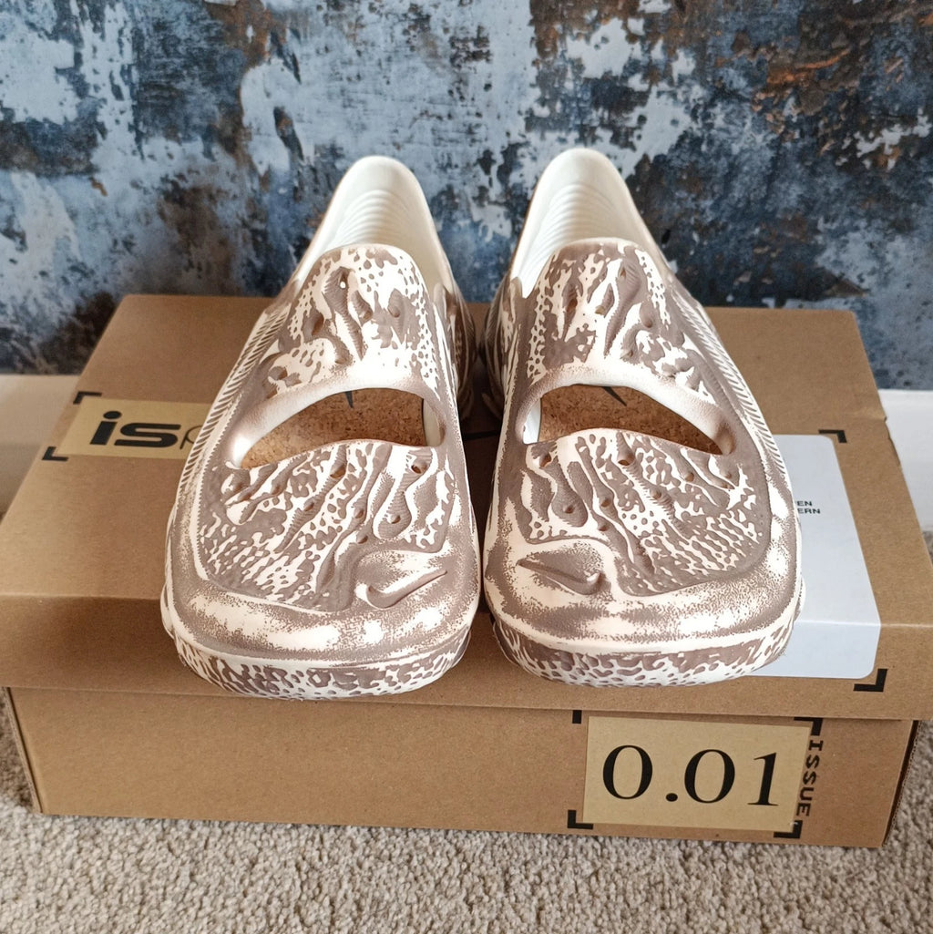 Nike ISPA Universal Slip On