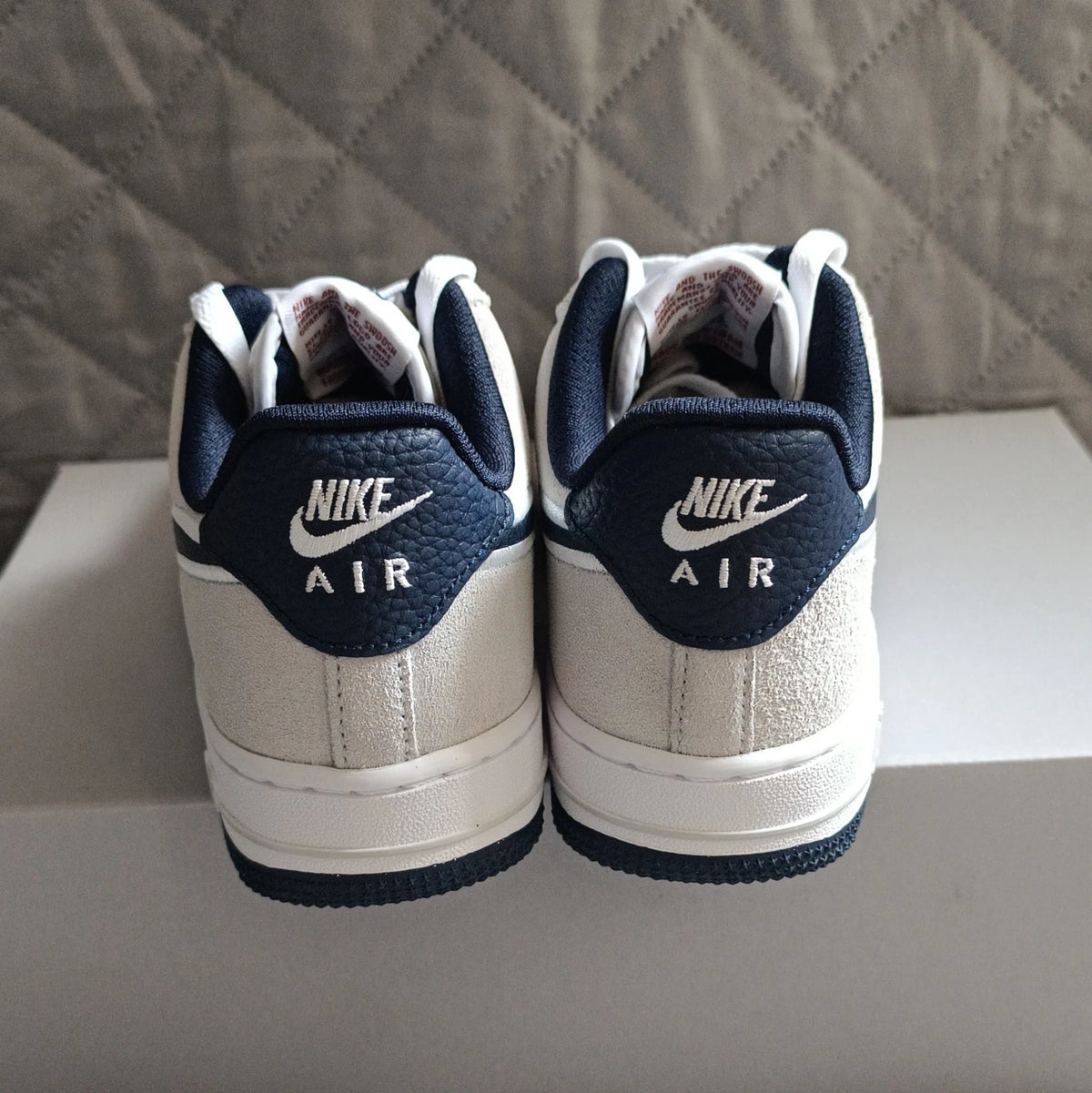 Nike Air Force 1 '07 LV8 Trainers