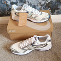 ASICS GEL-DS