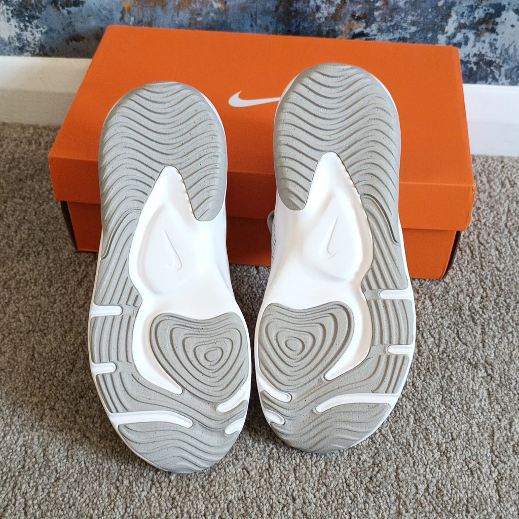 Nike Legend Essential 3 NN