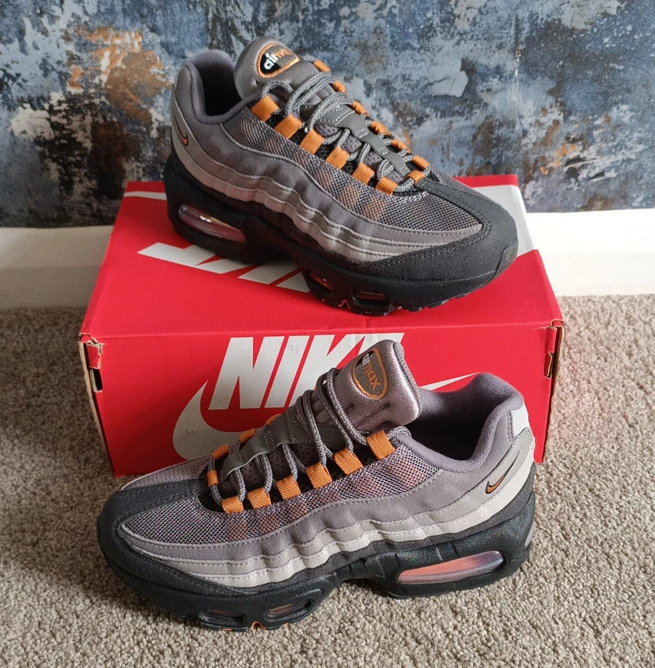 Nike Air Max 95 - UK 5