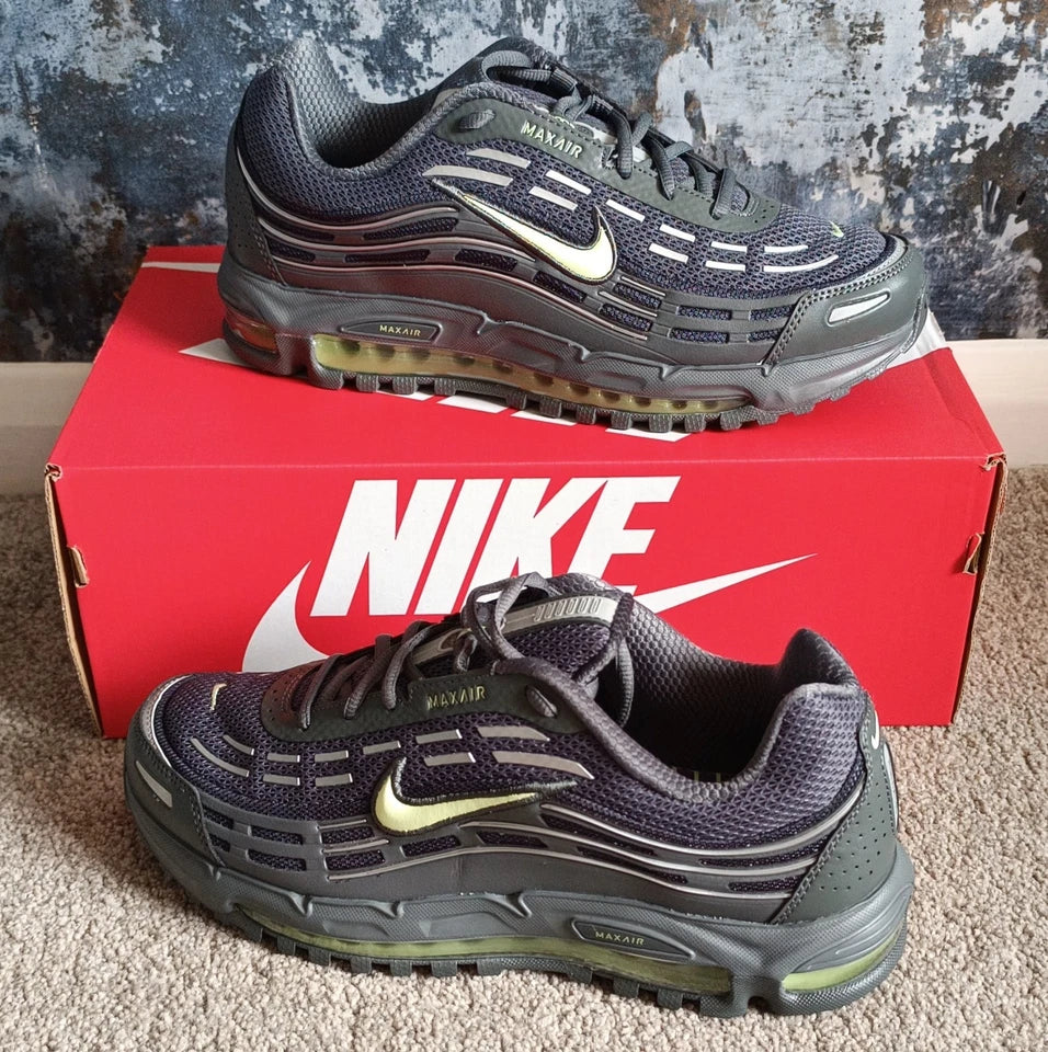 Nike Air Max TL 2.5 - UK 10